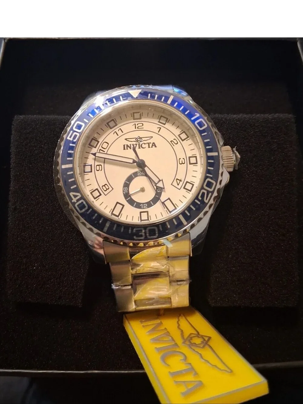 Invicta  Pro Diver Silver Watch with Blue Bezel and White Dial